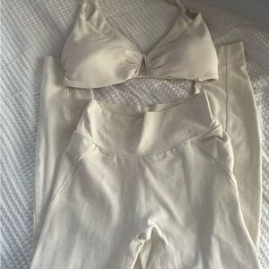 Cream bombshell set size M